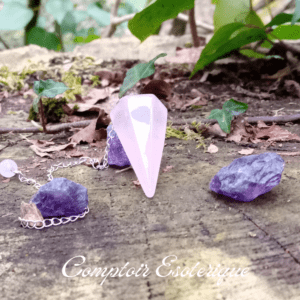 pendule à facettes quartz rose