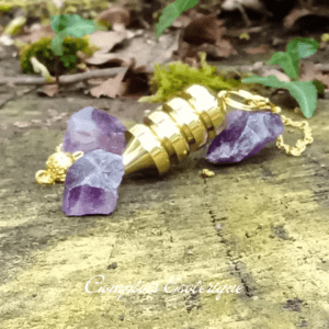 pendule Osiris en métal