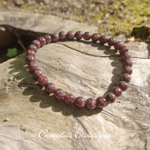 bracelet grenat propriétés