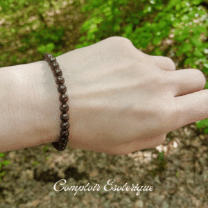 quelle est la signification d'un bracelet en grenat ?